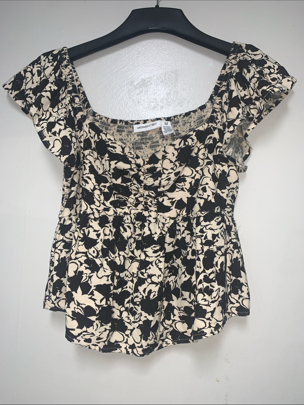 Midnight Sky Black & Cream Floral Scoop-Neck Peplum Blouse